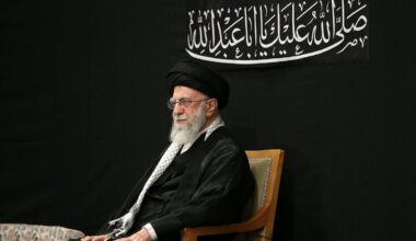 Iran : première apparition publique de l’ayatollah Khamenei depuis le cessez-le-feu avec Israël