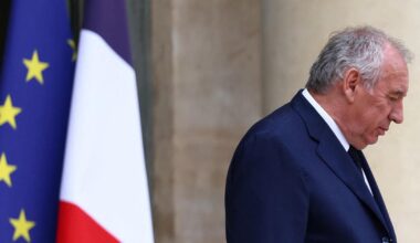 l’Union européenne «se résout à la soumission» face aux États-Unis, dénonce François Bayrou