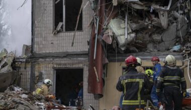 Attaque sur Kiev, Menace de Trump envers Medvedev et changement de régime en Russie