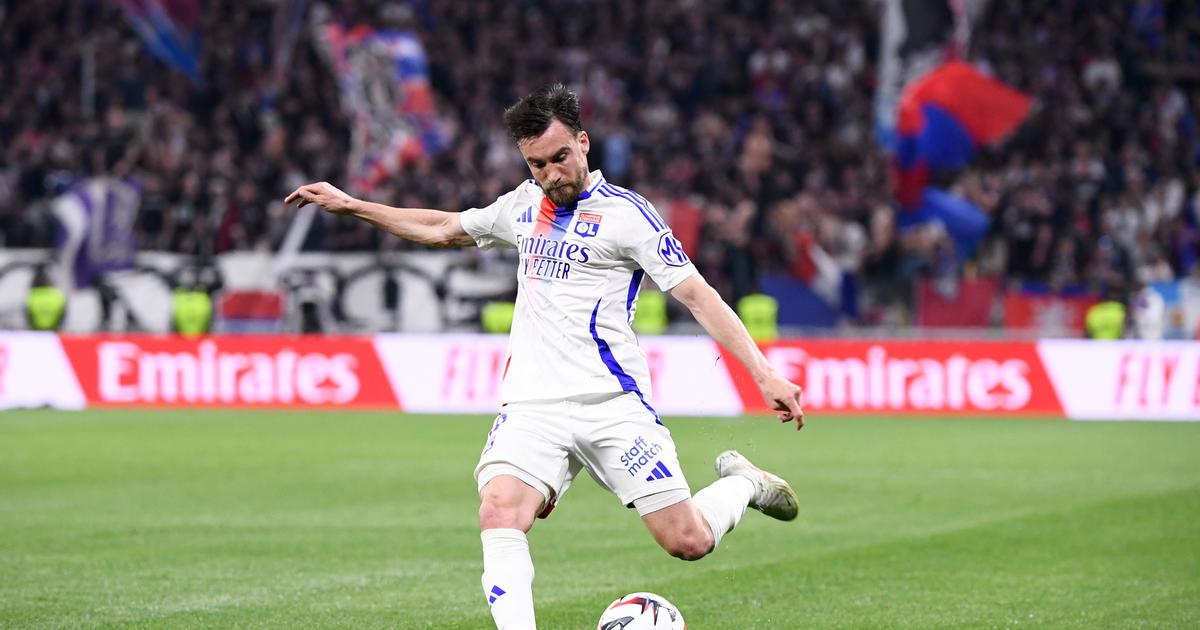 le champion du monde argentin Nicolás Tagliafico reste à Lyon
