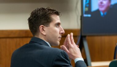 Une enquête audio sur un quadruple crime aux États-Unis en tête des ventes alors que l’affaire n’est pas jugée