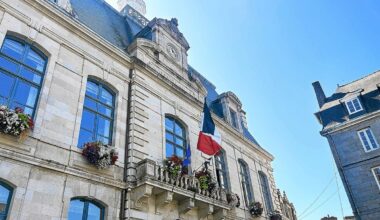 Un élu demande aux maires des Côtes-d’Armor de remettre en place le drapeau de l’Ukraine