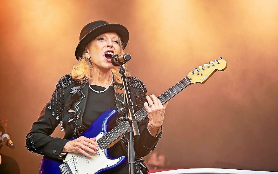 Véronique Sanson a enflammé la scène du Festidreuz avec ses fidèles musiciens.