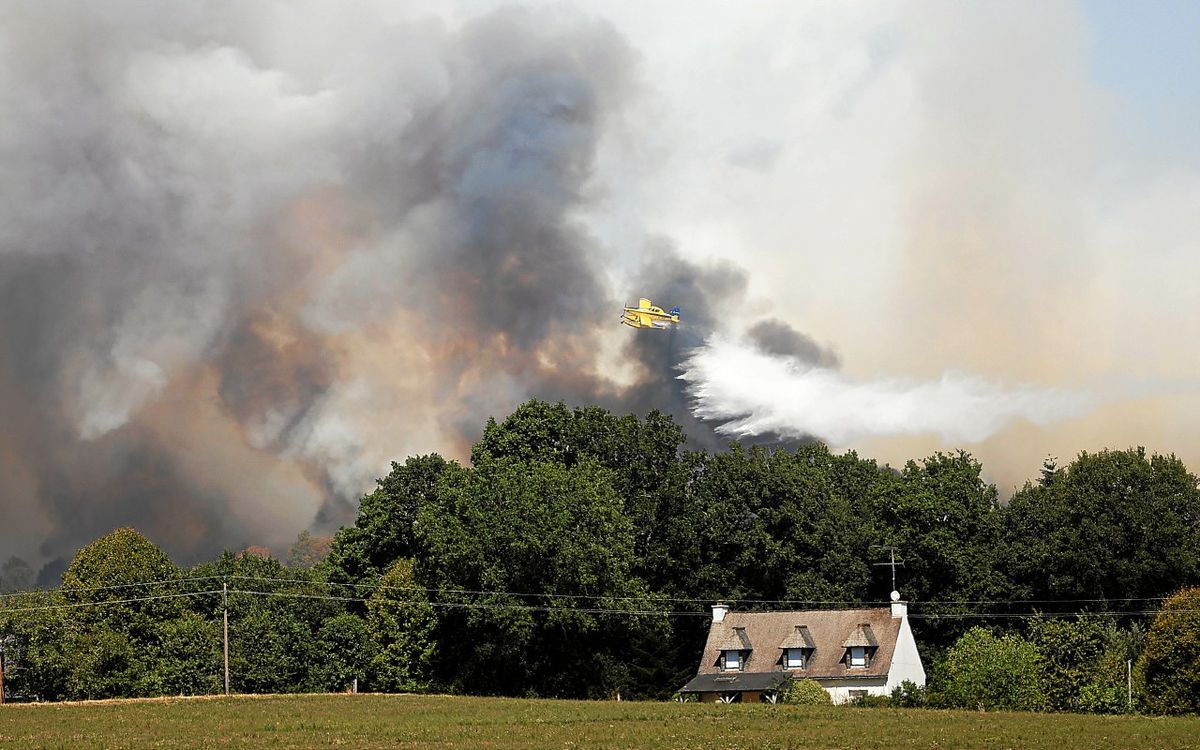 Des incendies toutes les deux heures : pourquoi les pompiers d’Ille-et-Vilaine craignent les semaines à venir