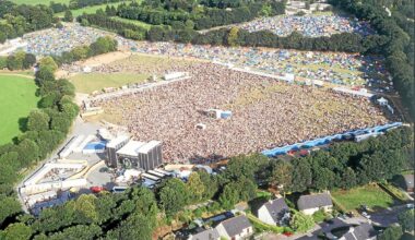 « C’est surtout de ma jeunesse dont je suis nostalgique » : pour les Carhaisiens, les Vieilles Charrues ce n’était pas forcément mieux avant