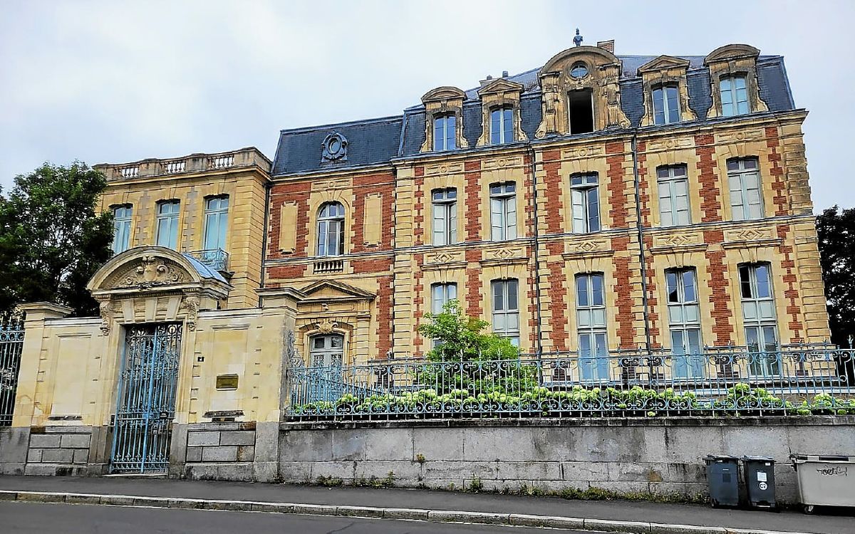 À Rennes, la Préfecture visée par un cocktail molotov dans la nuit