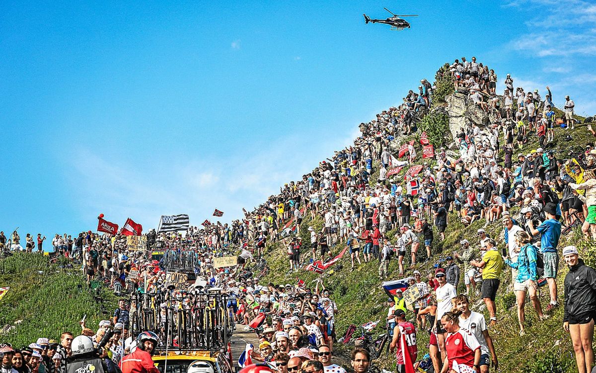 « Ça fait très longtemps qu’il n’y a pas eu d’étape aussi dure » : après le Glandon et la Madeleine, le col de la Loze clôture une 18e étape dantesque sur le Tour de France