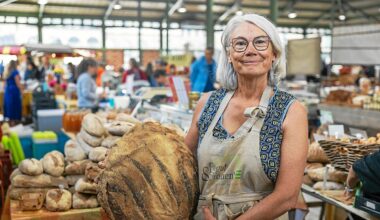 « En une heure, tout était vendu » : à Rennes, cette boulangère est une figure du marché des Lices