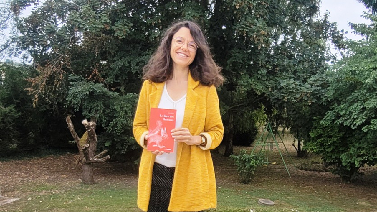 Alice Minier publie son premier roman, "Le Bleu des flammes"
