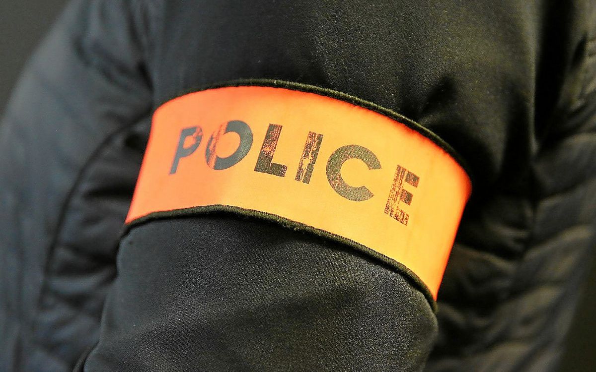 Sans casque sur un scooter à Rennes, il se rebelle lors de son interpellation