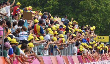 un tour de magie pour le public