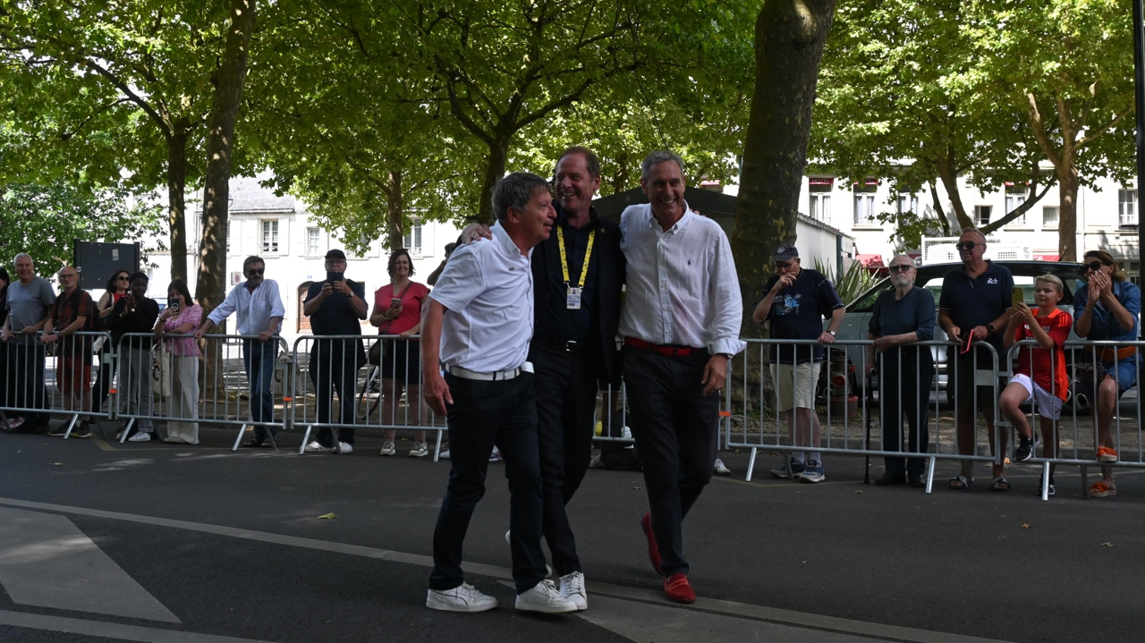 Christian Prudhomme en invité sur le passage du Tour de France femmes