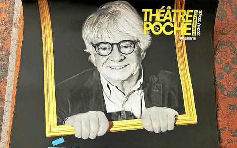 L’affiche du spectacle « Éloge de l’à peu près » que Patrice Carmouze interprétera le 5 août à Carantec.