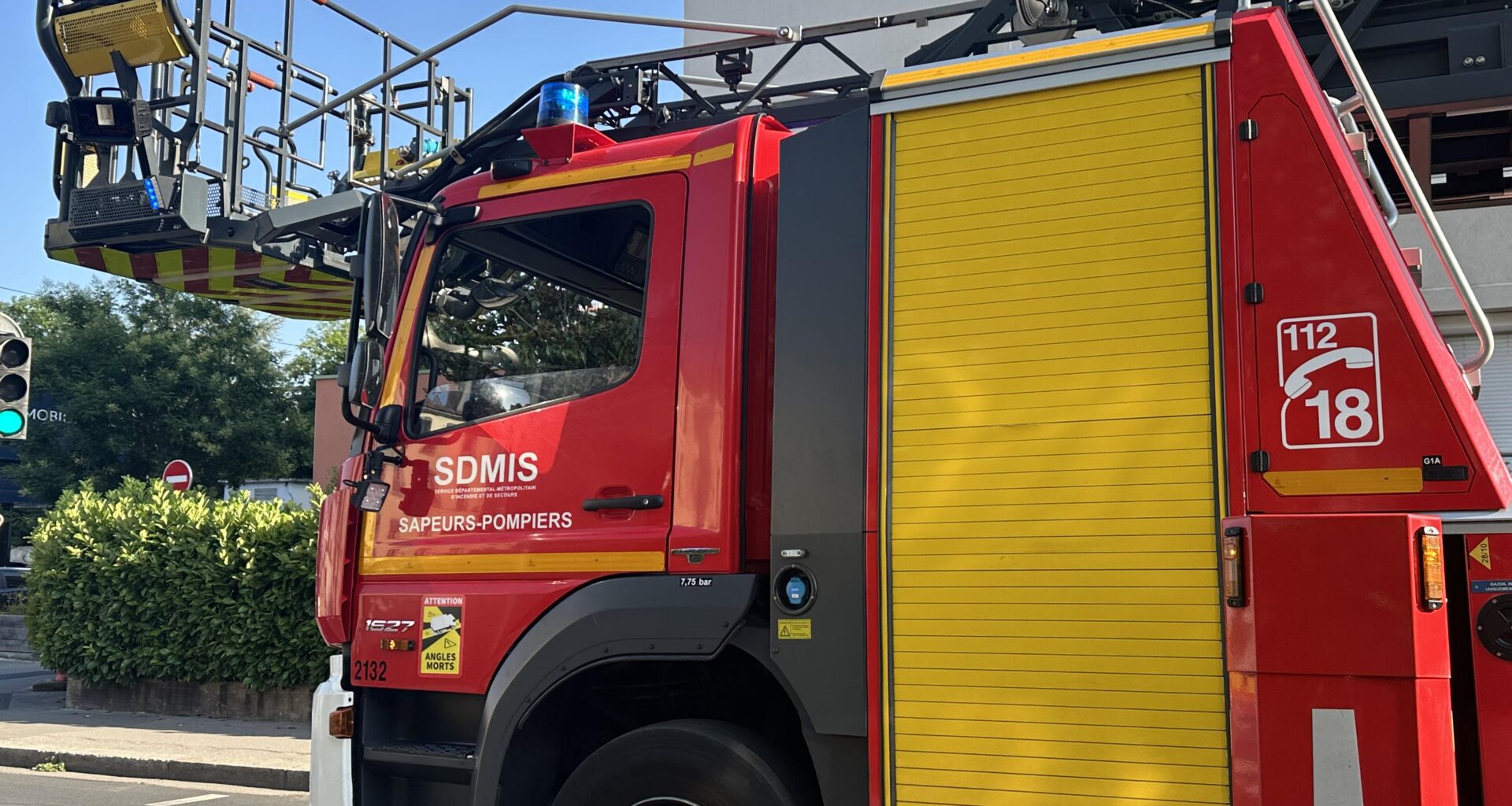Près de Saint-Étienne : un bus prend feu, le conducteur sauve plusieurs vies