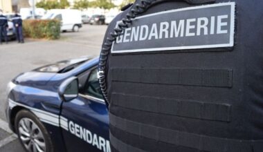 la voiture termine sa course dans une maison
