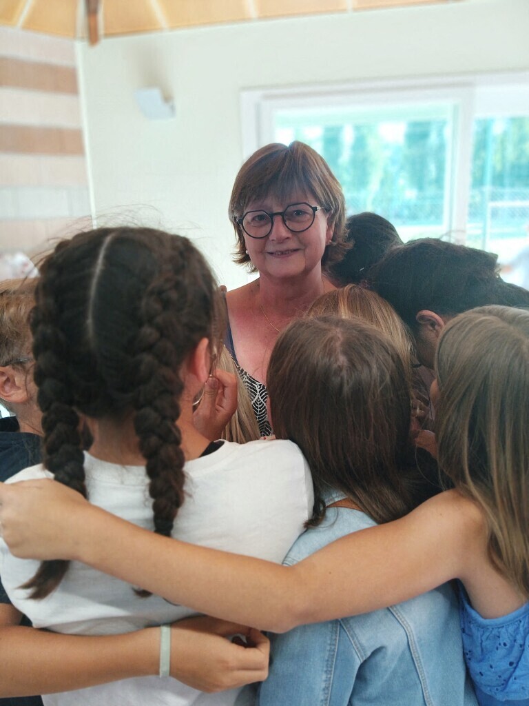 40 ans après, Christine quitte cette école près de Rouen