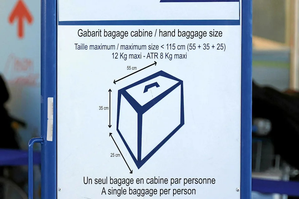Dans une vingtaine de compagnies aériennes, le bagage à main devra mesurer 40 x 30 x 15 cm à la fin de l'été 2025.  - Credit:SYSPEO/SIPA / SIPA / SYSPEO/SIPA