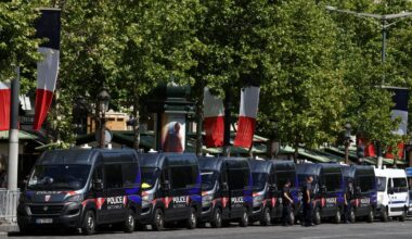 389 interpellations en France, dont 176 à Paris et ses alentours