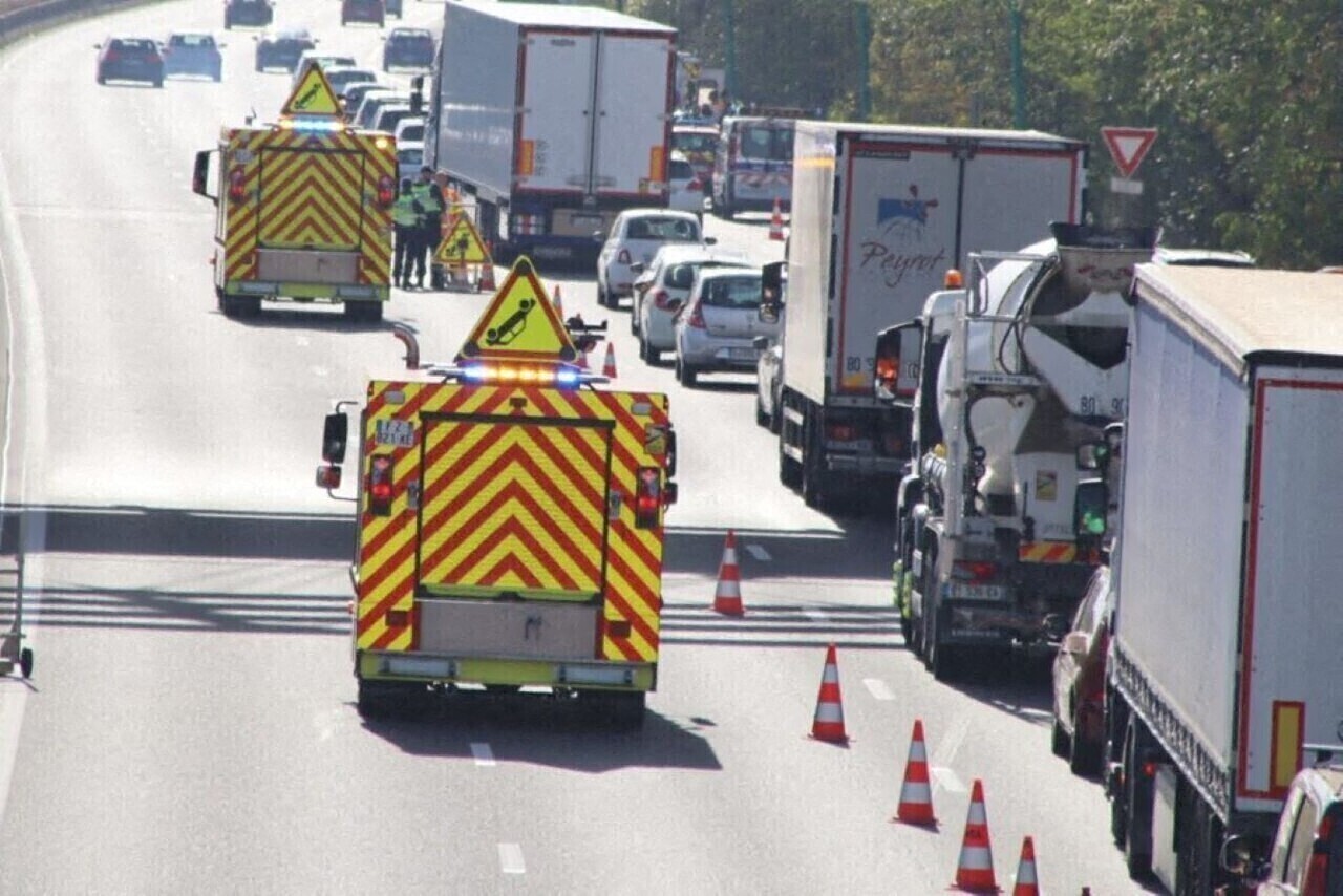 un énorme bouchon après l'accident d'un motard à la sortie de Lille
