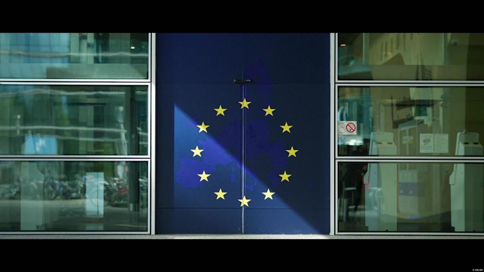 Des documents internes de l'UE indiquent que les pays qui ne respectent pas les accords d'expulsion pourraient voir leur aide réduite.<span class="copyright">DW/BR</span>