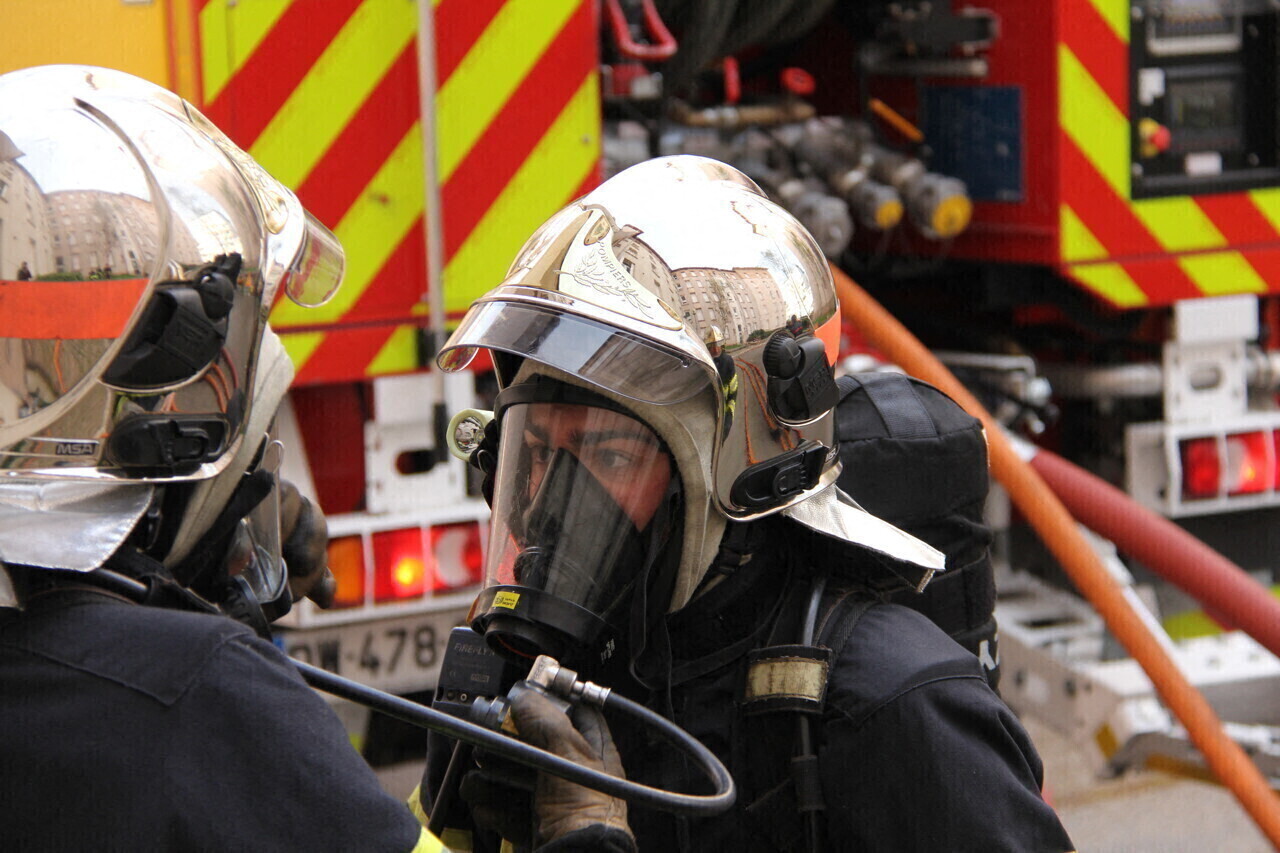 à Rennes, un incendie se déclare dans un immeuble, 10 habitants évacués