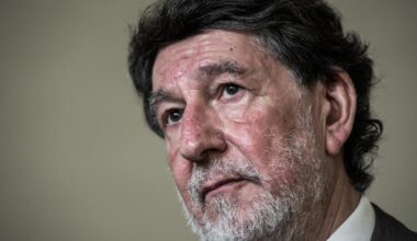 d’Alain Juppé à François Hollande, les hommages se multiplient autour de l’ex-maire de Mérignac