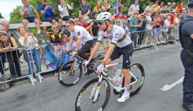 les coureurs se sont élancés dans le centre-ville en début d'après-midi