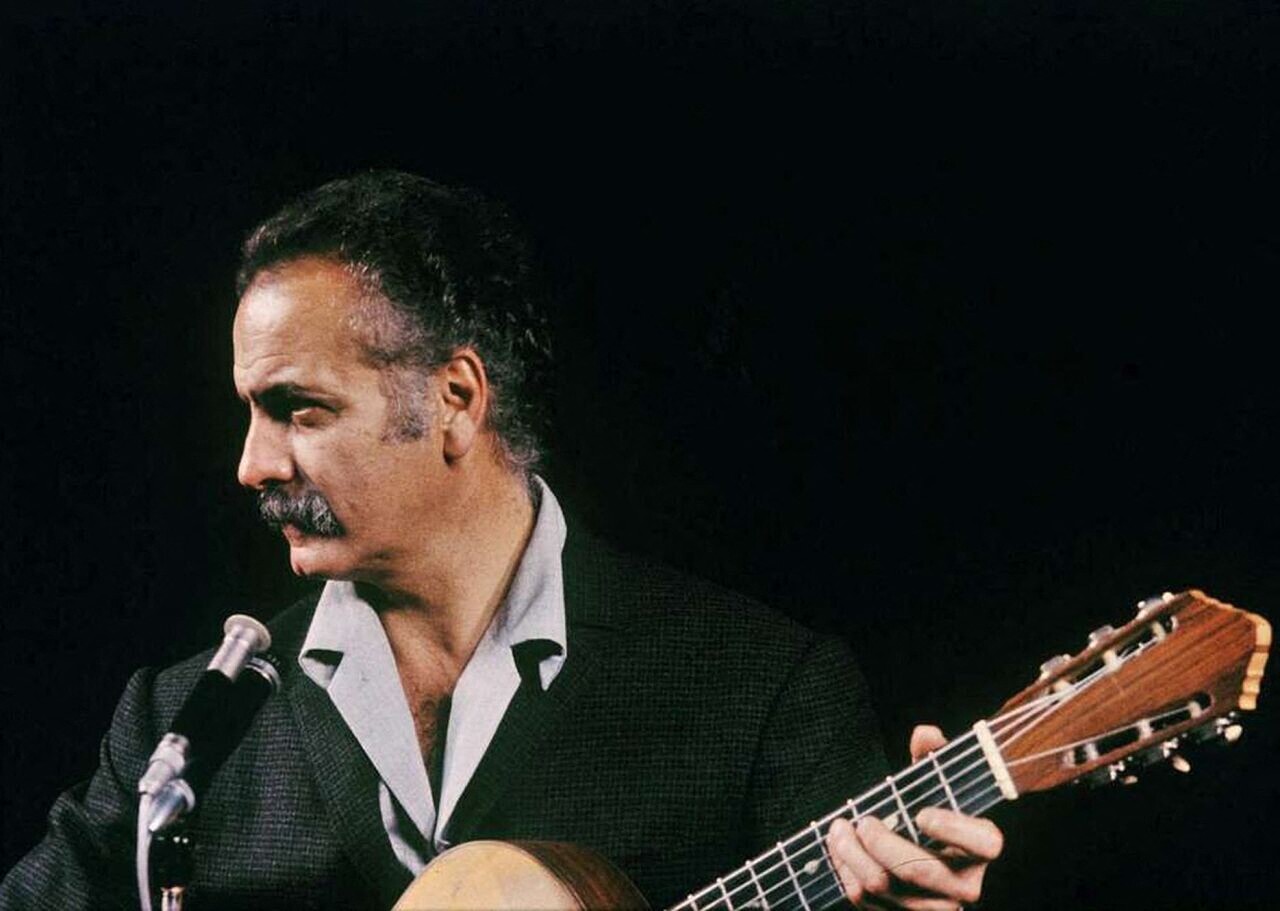 envie de chanter du Brassens en public et face à la mer ? Inscrivez-vous vite !