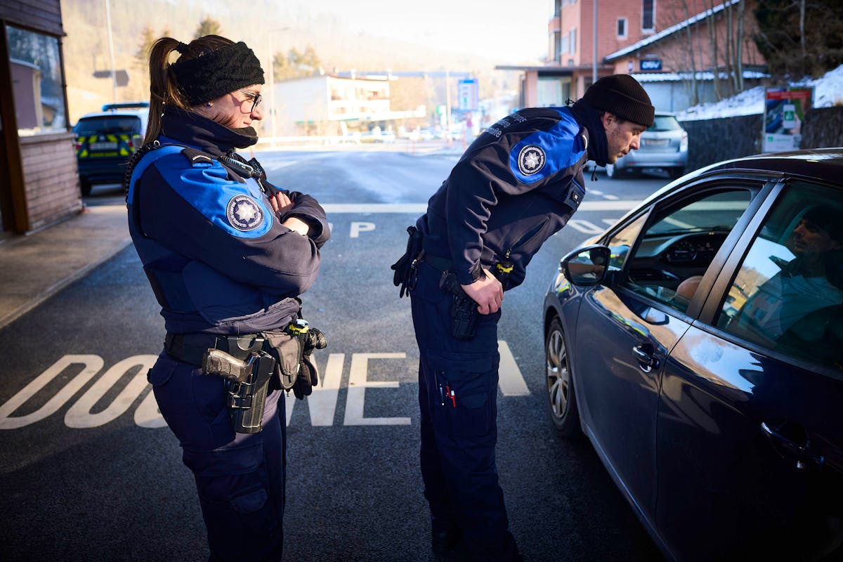 Les infractions sont souvent détectées à la douane suisse (photo d'illustration).