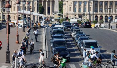 Je roule à vélo à Paris et j’aurais bien besoin d’une “petite leçon de courtoisie”
