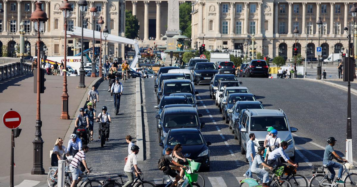 Je roule à vélo à Paris et j’aurais bien besoin d’une “petite leçon de courtoisie”