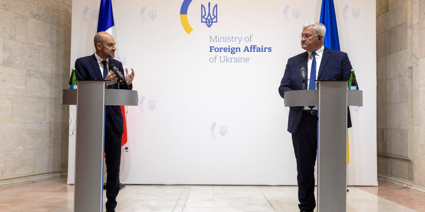 le ministre des affaires étrangères français dénonce les « exigences maximalistes » de Moscou, avant les pourparlers de paix avec la Russie prévus mercredi, en Turquie