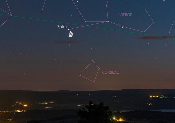 La Lune et Spica de la Vierge, le 3 juillet 2025 au crépuscule.