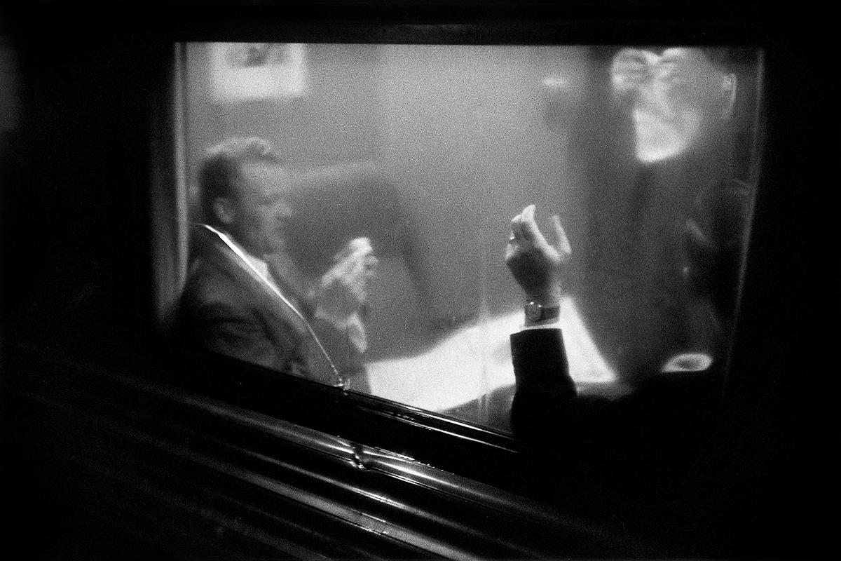 Rencontres d’Arles : Louis Stettner, photographe des marges au noir et blanc vibrant, de New York à Paris - Télérama