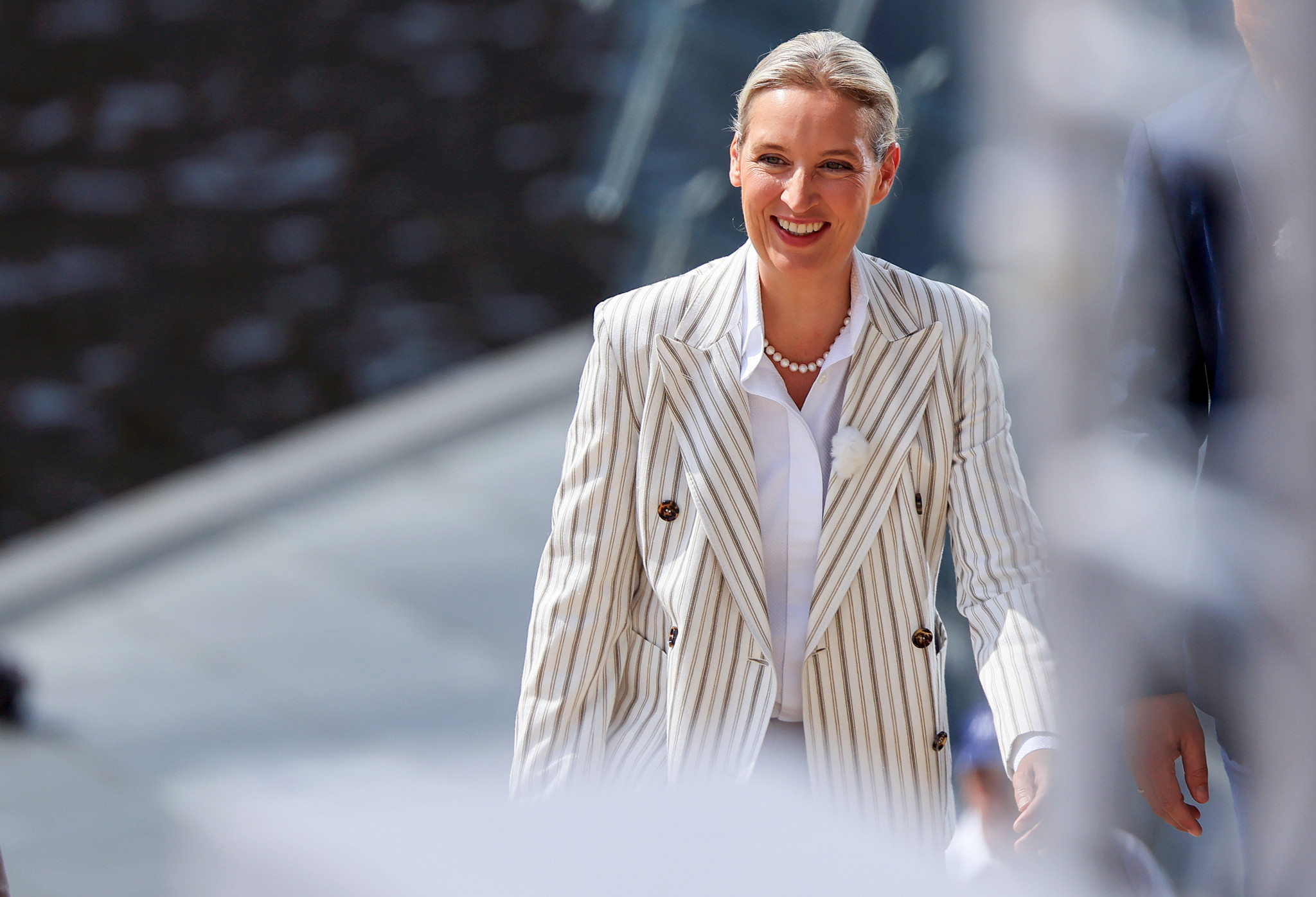 Alice Weidel, co-dirigeante de l’AfD, lors d’une interview estivale à Berlin, 20 juillet 2025.