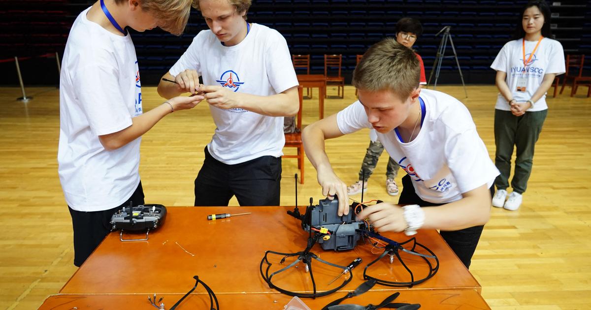 Comment la Russie forme ses enfants à la fabrication de drones dès leur plus jeune âge