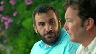 Audiences : Retour gagnant pour "Camping paradis" avec Laurent Ournac et Natasha St-Pier sur TF1, flop pour "Cauchemar en cuisine" sur M6, battu par France 5