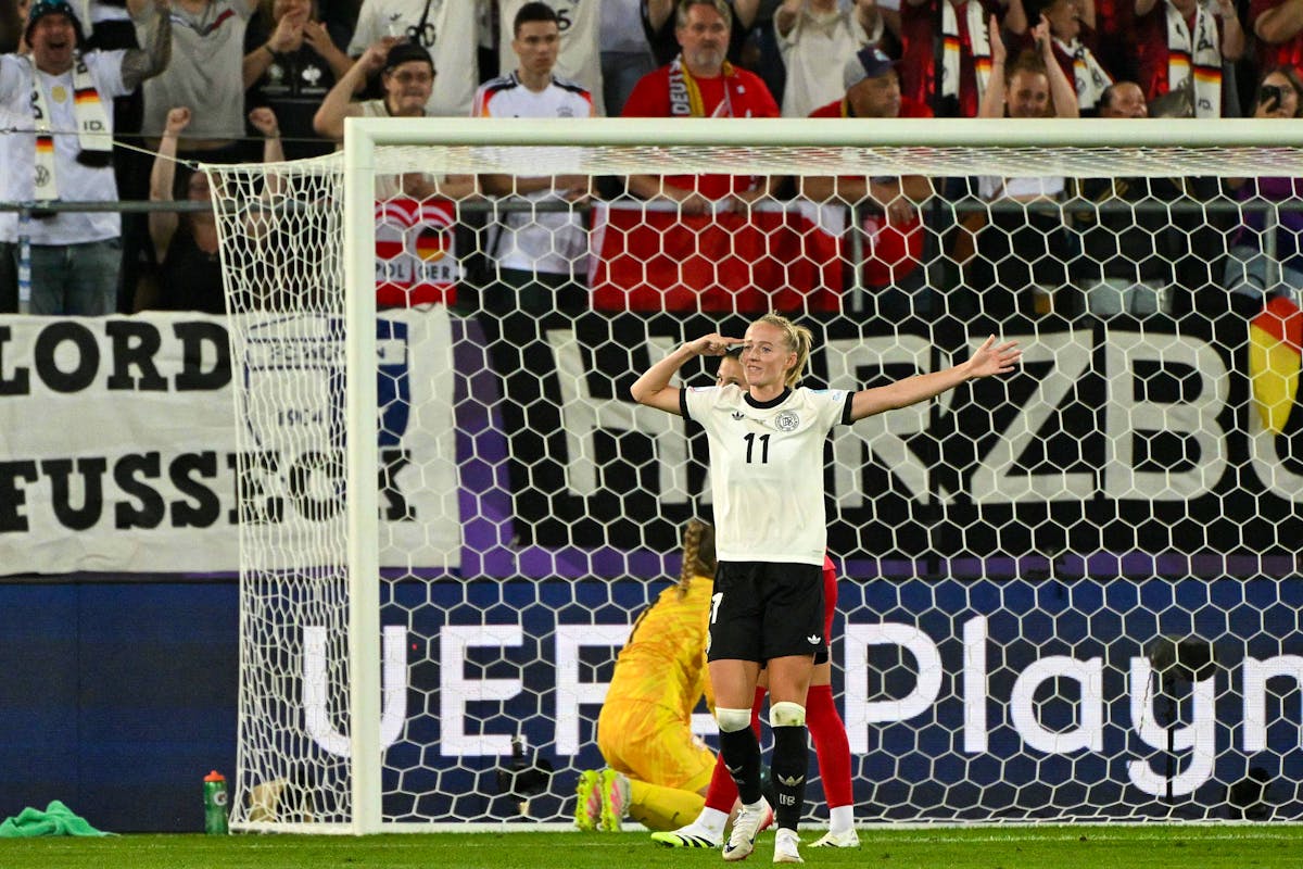 Lea Sch!uller a marqué le deuxième but allemand.