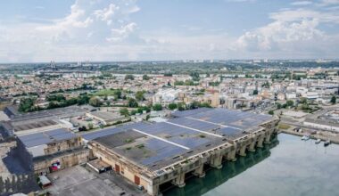 « La base sous-marine va devenir la plus grande centrale solaire implantée sur un bâtiment historique protégé » »