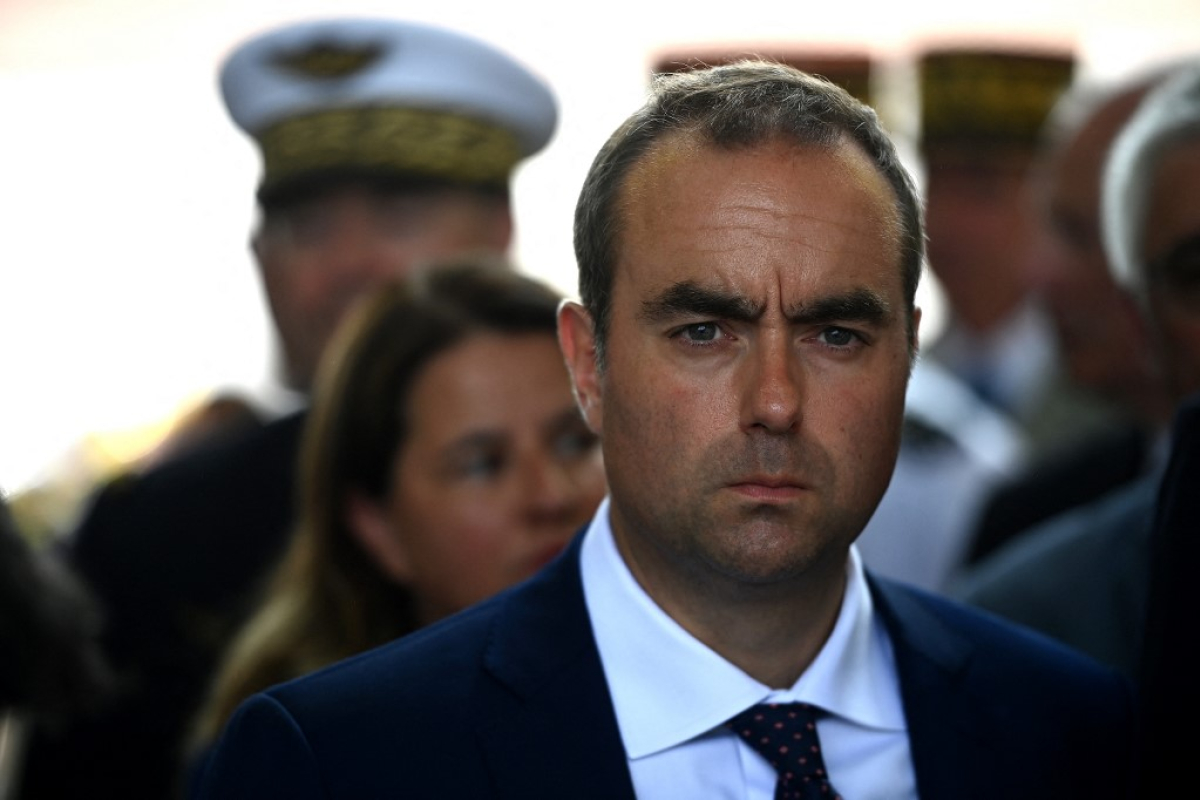 Guerre en Ukraine : la démilitarisation de l'Ukraine est une "ligne rouge absolue" pour les Européens, selon Sébastien Lecornu - 09/07/2025 à 11:17