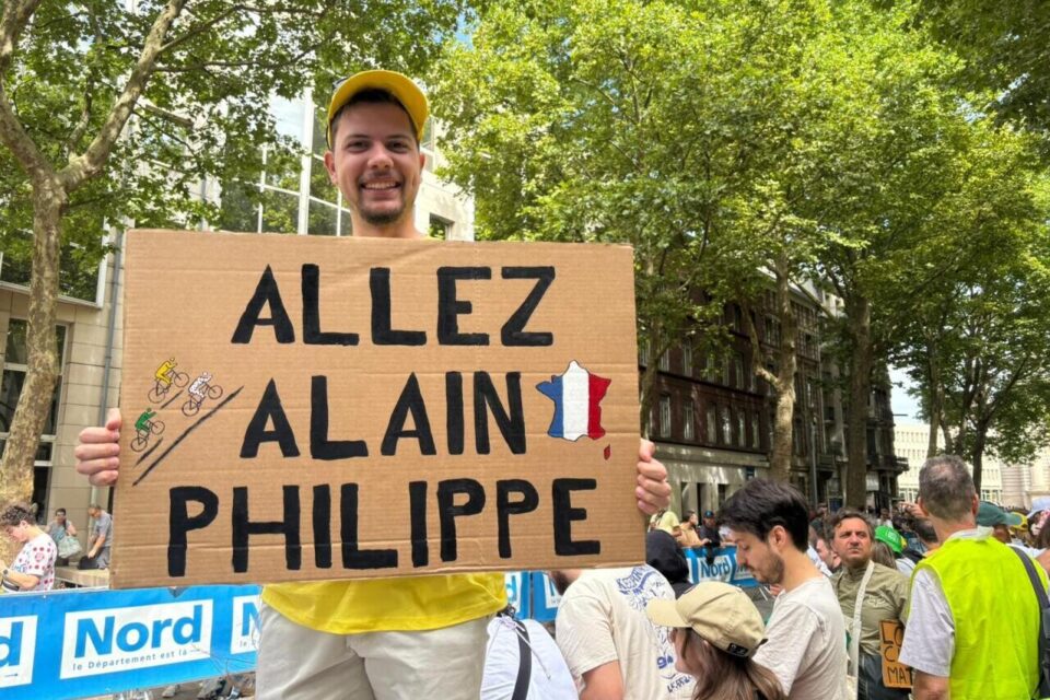 Louis, qui vit à Lille, est venu pour vivre le grand départ. C'est un passionné de vélo (et amateur de Lille actu !).