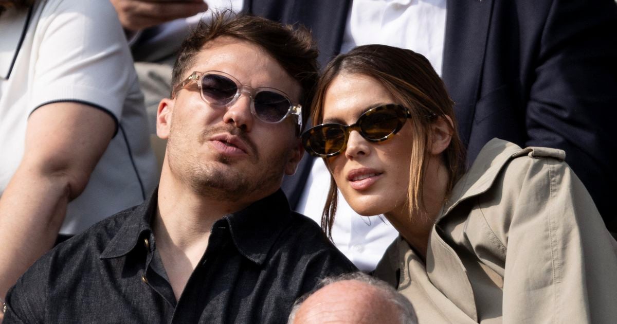 Antoine Dupont en couple avec Iris Mittenaere : il aurait accumulé "beaucoup de frustrations" selon un autre rugbyman