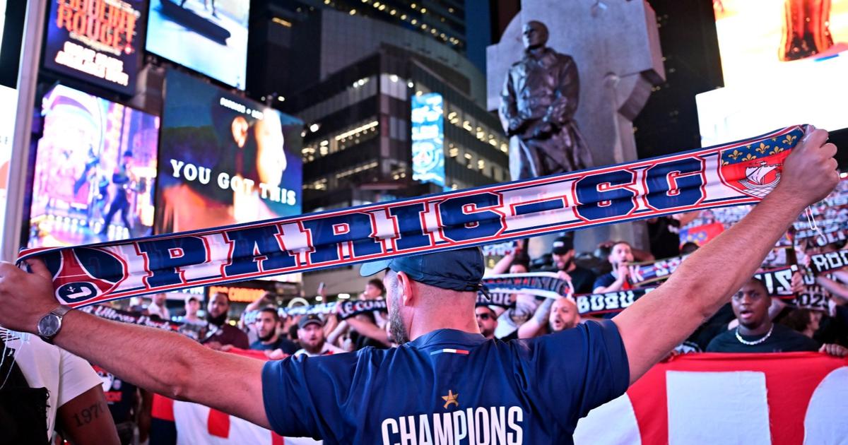 en vidéo, la démonstration de force du Collectif Ultras Paris à Times Square