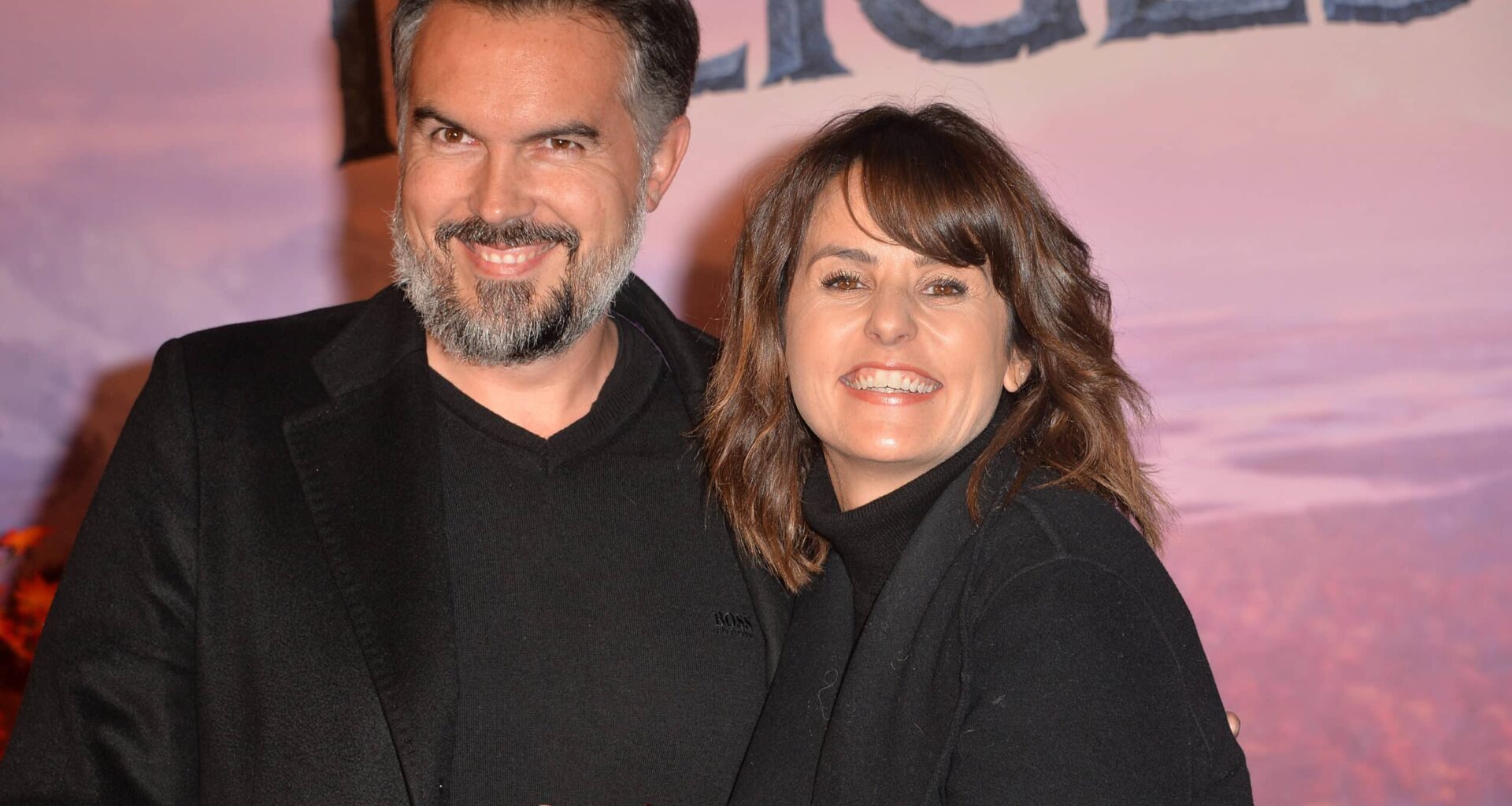 Faustine Bollaert : après 15 ans d’amour et deux beaux enfants, c’est fini avec Maxime Chattam ?