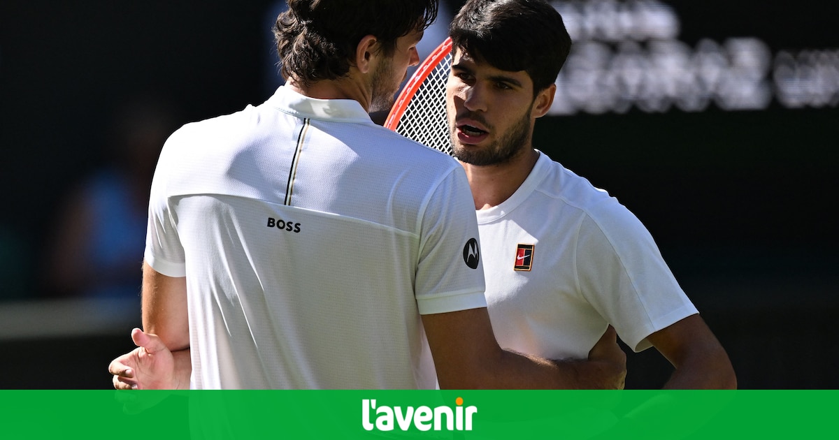 Wimbledon 2025: Carlos Alcaraz se qualifie pour sa troisième finale d'affilée en venant à bout de Taylor Fritz