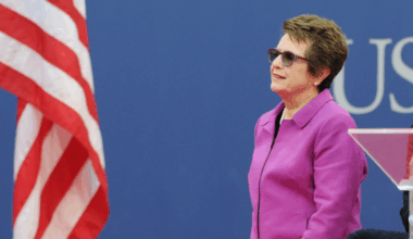 Wimbledon > Billie Jean King : "Même si je pense qu'il faut miser sur Carlos Alcaraz et Jannik Sinner, car ce sont les meilleurs actuellement, j'aimerais voir Novak Djokovic remporter un autre Grand Chelem, ce serait formidable"