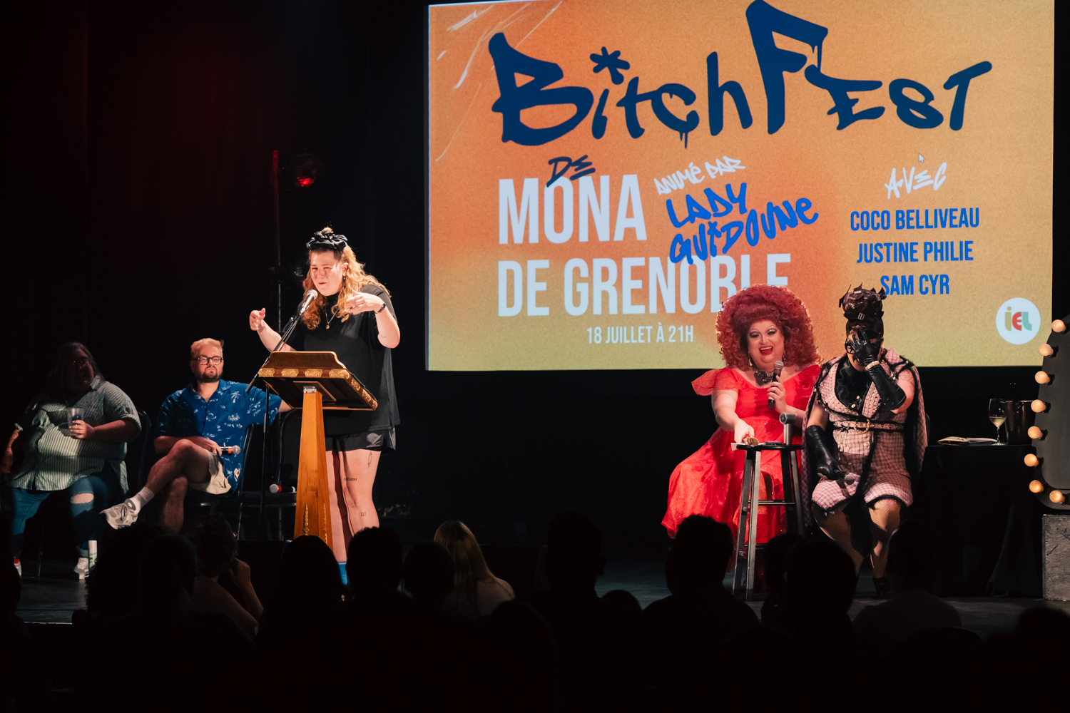 Bitchfest de Mona de Grenoble : une soirée piquante à Juste pour rire Montréal