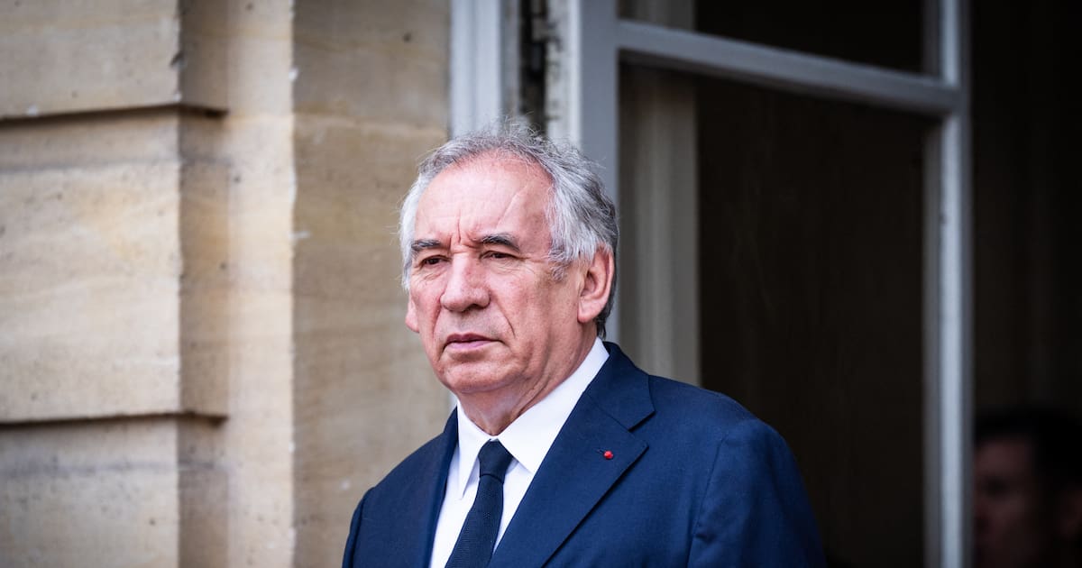 «Année blanche», fonction publique ratiboisée, jours fériés supprimés… Les pistes d’économies de François Bayrou – Libération
