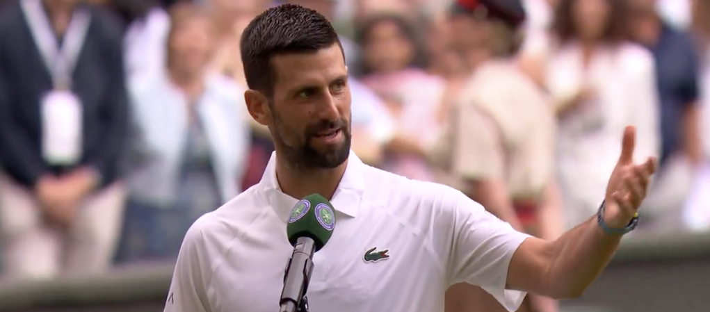 Wimbledon > Djokovic en démonstration avec sa fille après sa qualification pour les huitièmes de finale : "Montre-nous chérie"
