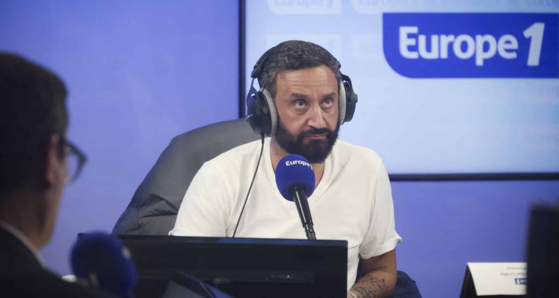 Cyril Hanouna : quelques mois après avoir perdu son mari, cette chroniqueuse de "TPMP" perd sa maman